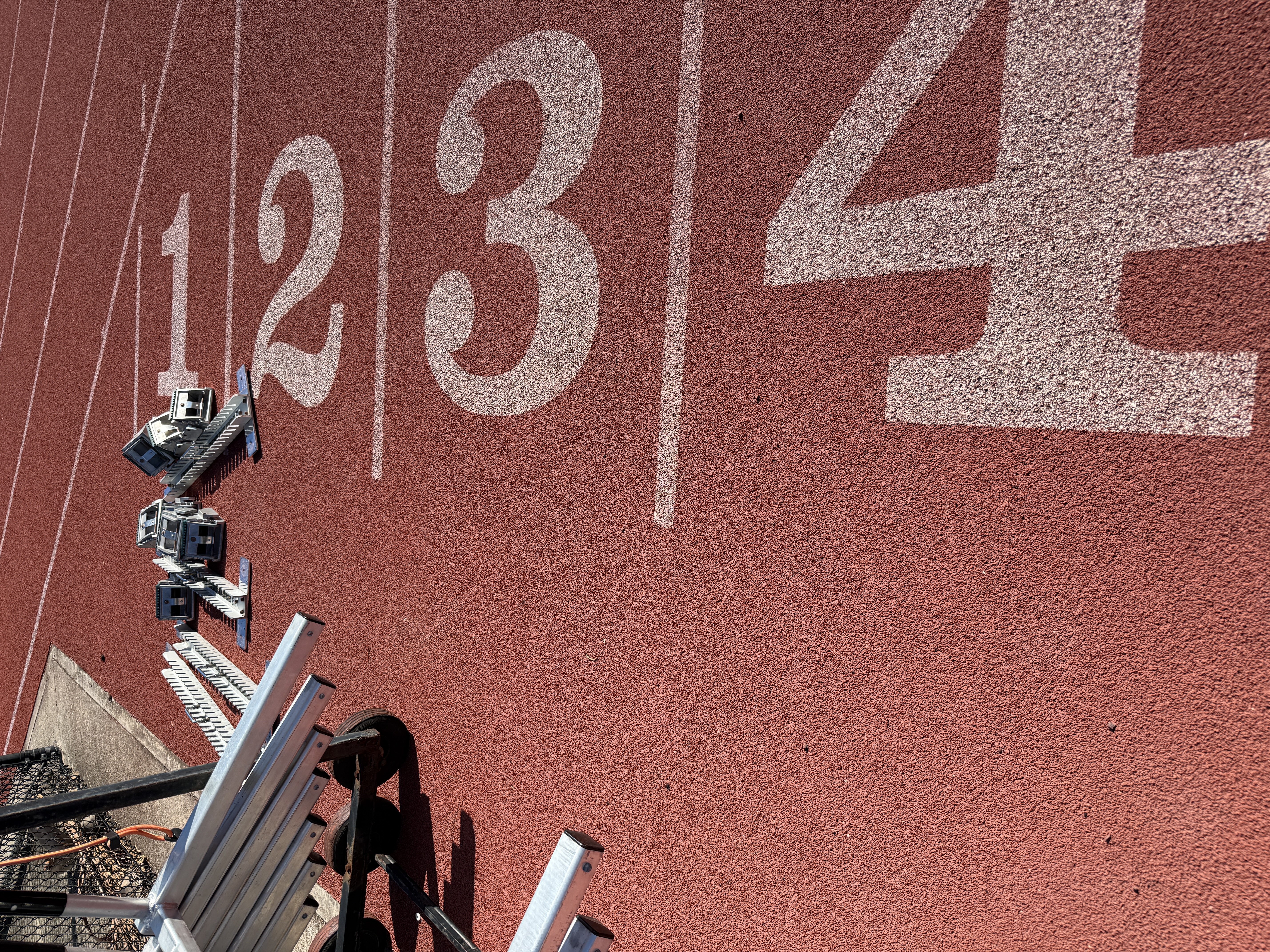 Starting blocks at the line