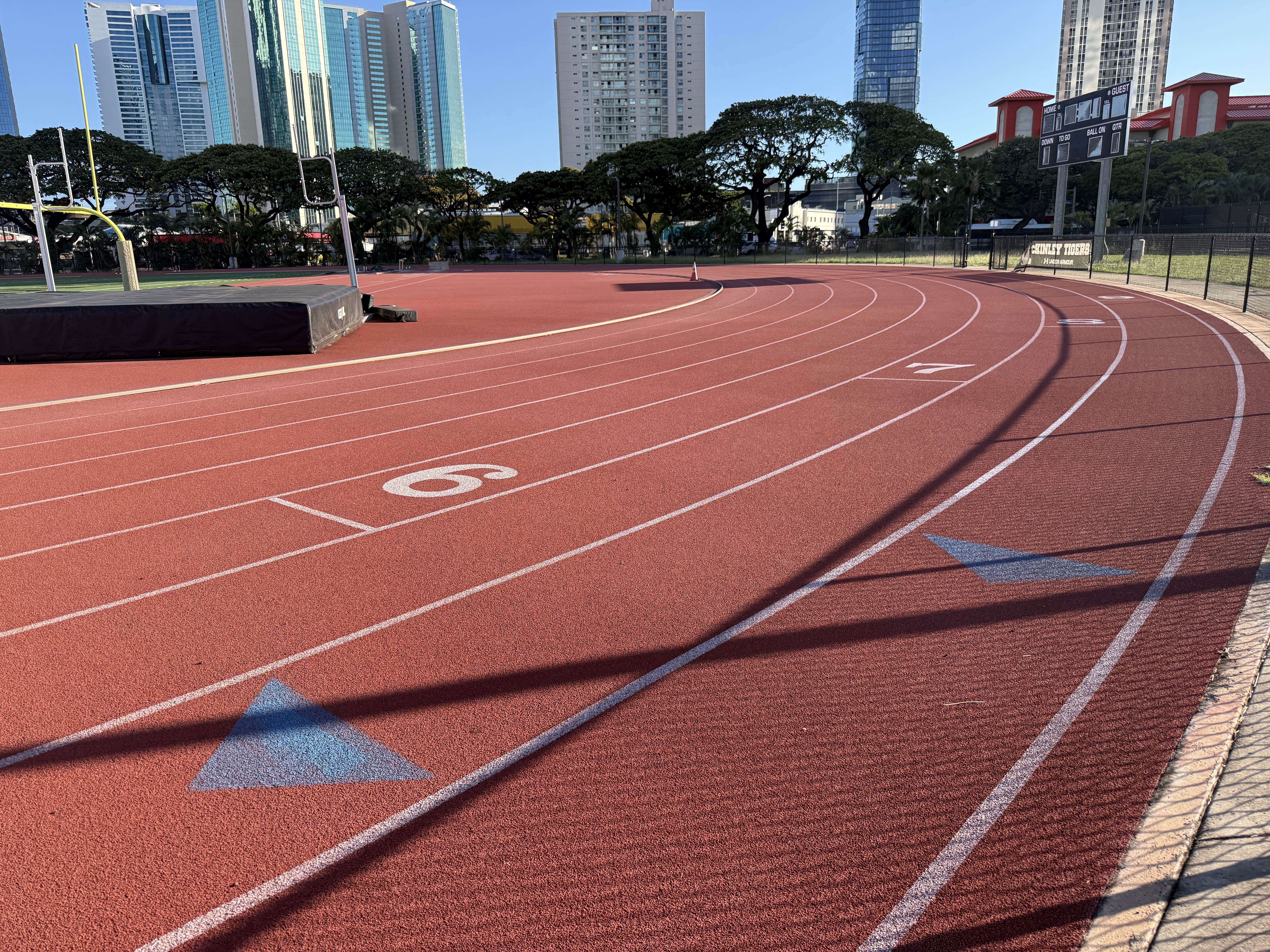 Sunny track in Honolulu